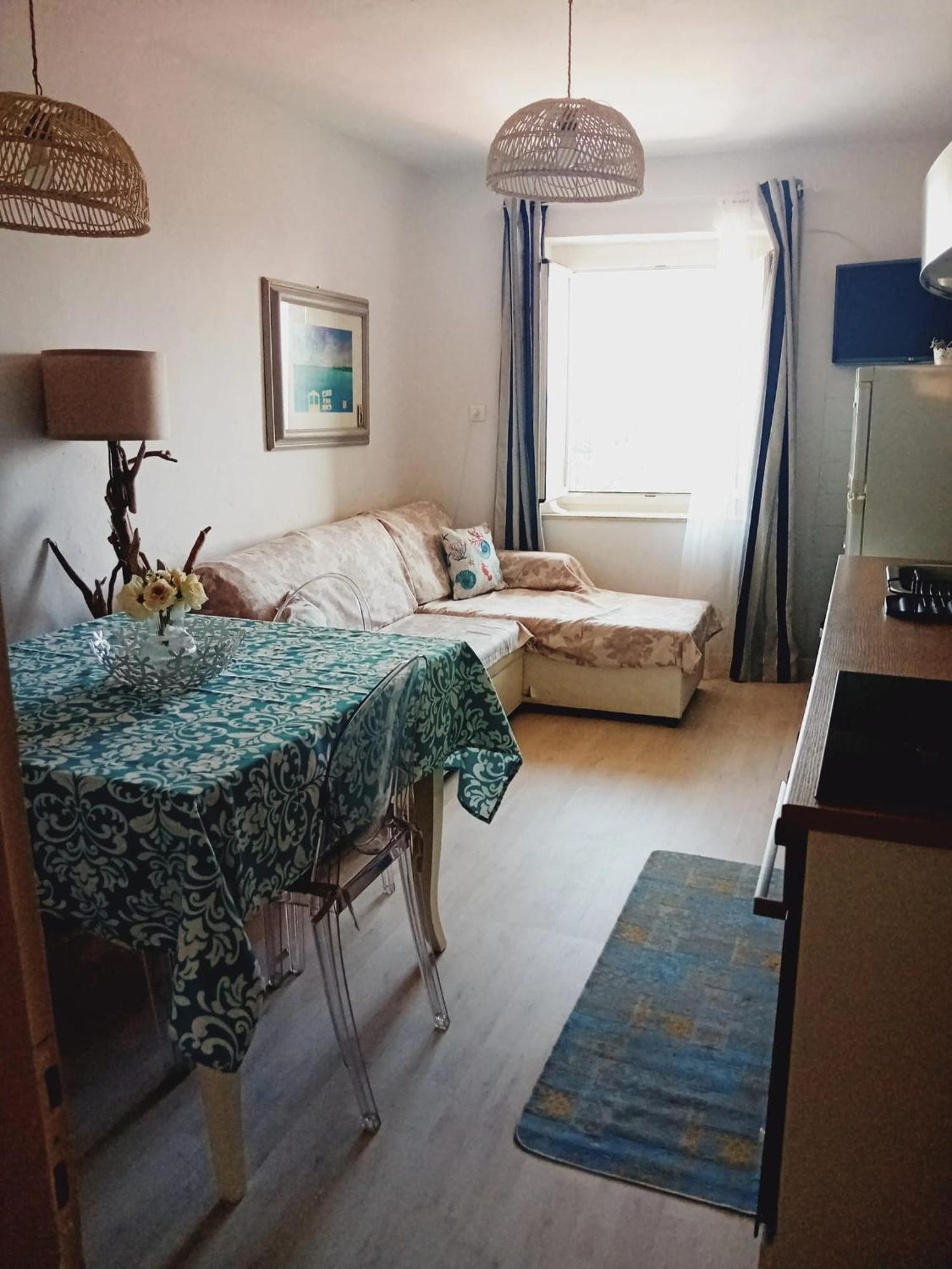 Comfortable Apartment With Sea View In Falcinello Exteriör bild