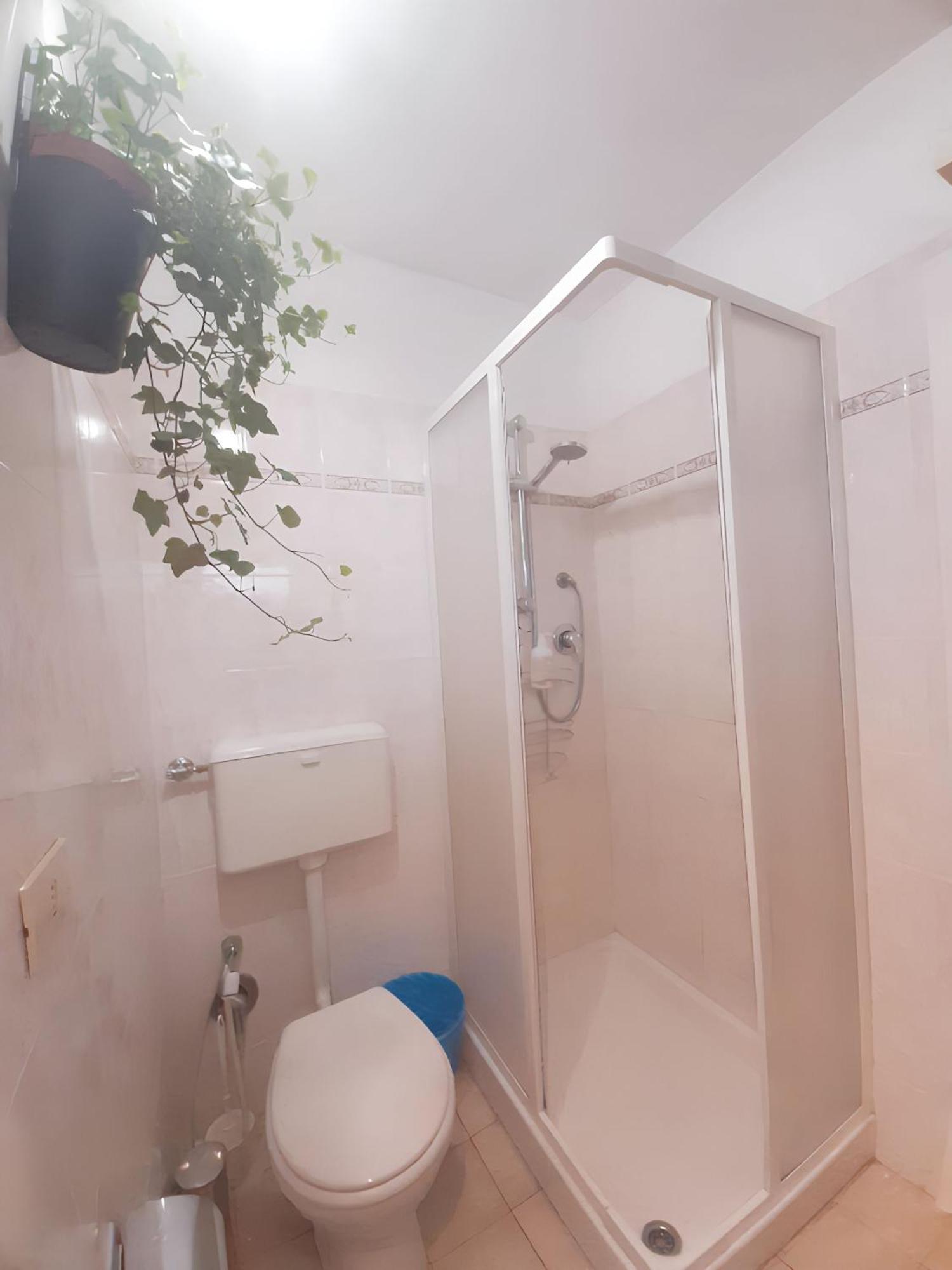 Comfortable Apartment With Sea View In Falcinello Exteriör bild